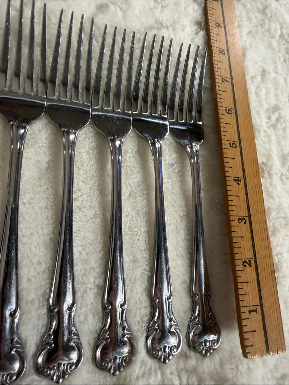 Farberware FRW79 Forks Pre Owned 7 Forks